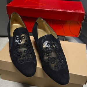 Evan-Picone Black Embroidered Flats